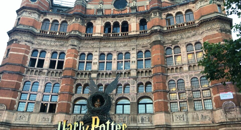 Books similar to ‘Harry Potter’: Magical stories for both kids and adults